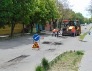 Ранний ремонт дорог в Никополе.