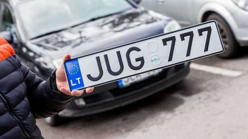 Президент підписав закон про доступне розмитнення Президент підписав закон про доступне розмитнення