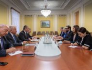 Питання подальшого розвитку відносин України та НАТО обговорили під час зустрічі Роман Машовець та Александер Вінніков