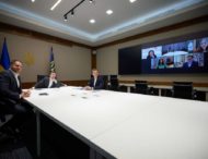Президент України провів відеоконференцію з представниками компанії Facebook