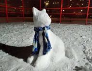 На Днепропетровщине появилась необычная скульптура из снега (фото)