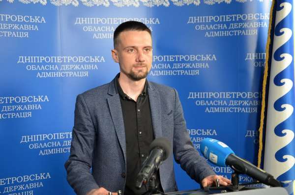 У Перещепинській громаді обробляють «Сади Перемоги», допомагають переселенцям, працюють над посівною У Перещепинській громаді обробляють «Сади Перемоги», допомагають переселенцям, працюють над посівною