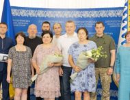Медикам Дніпропетровщини до професійного свята вручили пам’ятні подарунки