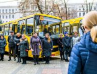Ще 10 навчальних закладів Дніпропетровщини отримали нові та комфортні шкільні автобуси