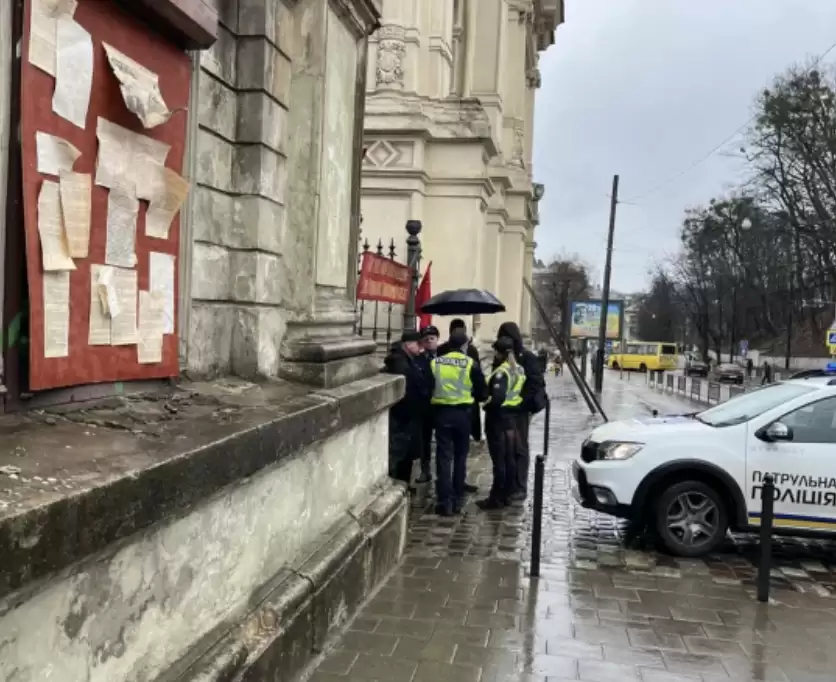 У Львові стався курйоз із радянською символікою та пильними містянами