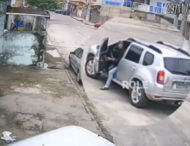 Відео: викрадач не зміг виїхати на авто з механічною коробкою передач