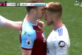 Англійський футболіст отримав жовту картку за поцілунок суперника (відео)