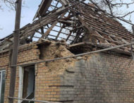 Постраждали люди, потрощені будинки: окупанти цілили по Нікопольщині 
