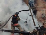 На Нікопольщині через ворожі удари постраждали двоє людей та пошкоджені понад 30 будинків 