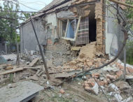 Пошкоджені будинки та господарські споруди: ворог обстрілював Нікопольщину 