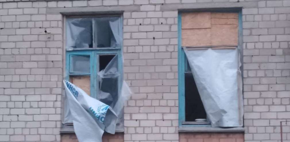 На Нікопольщині через ворожий обстріл понівечена гімназія На Нікопольщині через ворожий обстріл понівечена гімназія