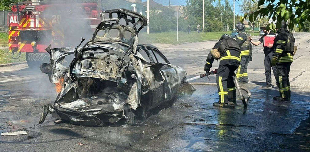 Постраждалі та руйнування: ворог атакував Нікопольщину артилерією та безпілотниками Постраждалі та руйнування: ворог атакував Нікопольщину артилерією та безпілотниками