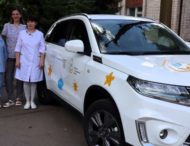 У Покрові патронажні медсестри отримали від ЮНІСЕФ автівку для виїздів на дім 