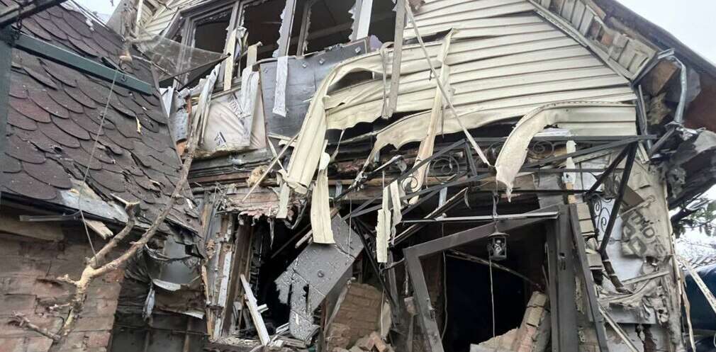 На Нікопольщині через ворожі атаки є пошкодження в житловому секторі На Нікопольщині через ворожі атаки є пошкодження в житловому секторі