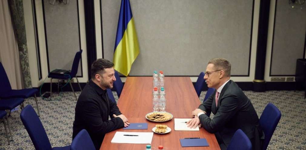 Володимир Зеленський та Александр Стубб скоординували позиції перед сьогоднішніми зустрічами з партнерами в Берліні Володимир Зеленський та Александр Стубб скоординували позиції перед сьогоднішніми зустрічами з партнерами в Берліні