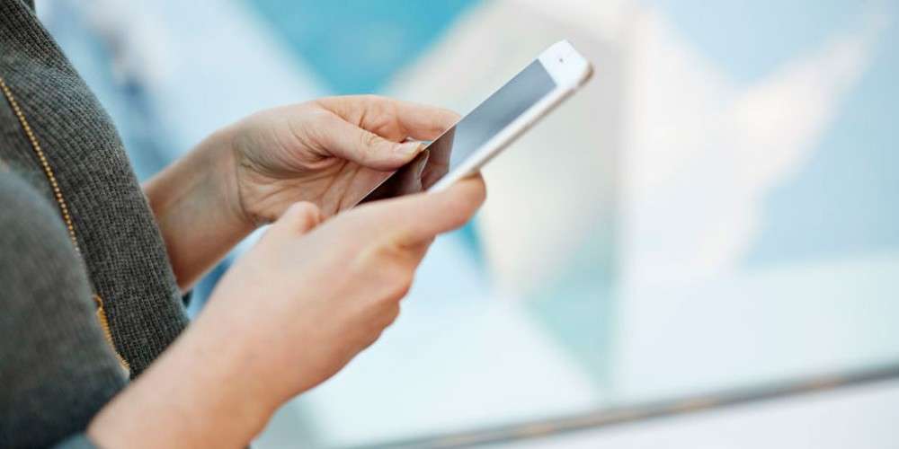 Як залишатися на зв’язку та з інтернетом під час знеструмлень: поради мешканцям Дніпропетровщини Як залишатися на зв’язку та з інтернетом під час знеструмлень: поради мешканцям Дніпропетровщини