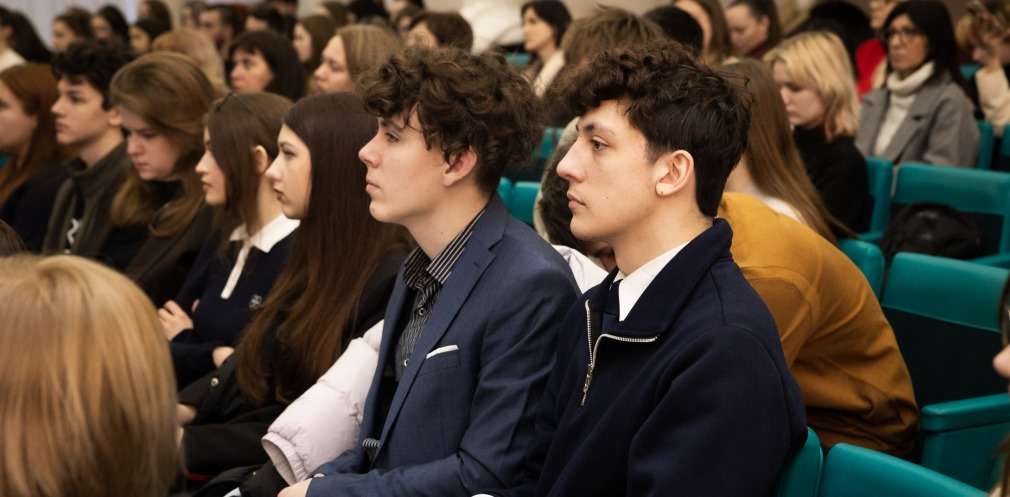 Молодь Дніпропетровщини може отримати до 500 тис грн на реалізацію власного проєкту Молодь Дніпропетровщини може отримати до 500 тис грн на реалізацію власного проєкту