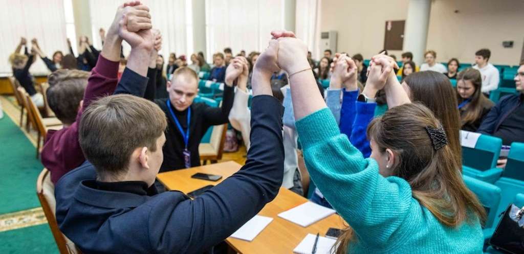 На Дніпропетровщині стартує навчання у Школі молодого лідера STARt LEAD: зареєструвалися понад 100 учасників На Дніпропетровщині стартує навчання у Школі молодого лідера STARt LEAD: зареєструвалися понад 100 учасників