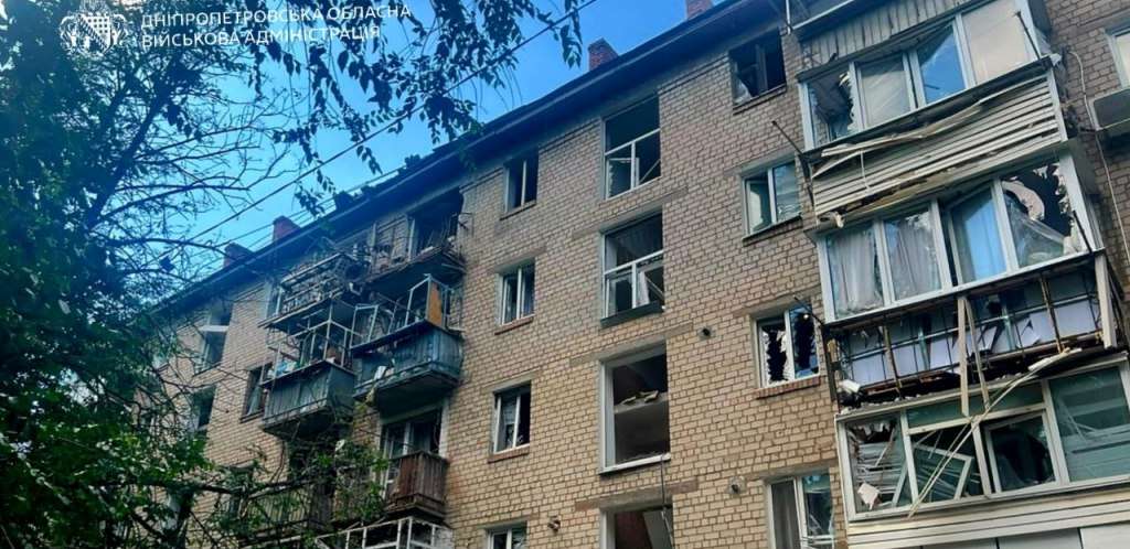 Через ворожі атаки на Дніпропетровщині є загиблий та поранені Через ворожі атаки на Дніпропетровщині є загиблий та поранені