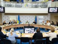 На Дніпропетровщині готують прийомні родини для виховання малюків та дітей з інвалідністю 