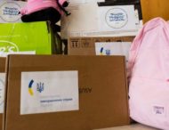 Міністр закордонних справ Андрій Сибіга із дружиною вручили подарунки від українських дипломатів родині Чулічкових на Дніпропетровщині